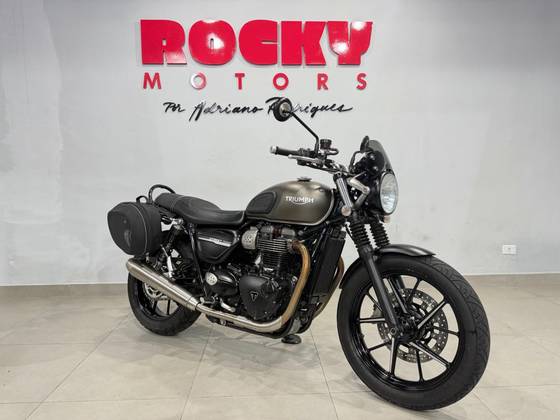 TRIUMPH STREET TWIN TRIUMPH STREET TWIN